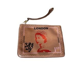 Very Good Rebecca Minkoff Queen Elizabeth Leather Wristlet